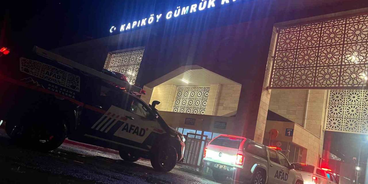 Van Afad Personelleri İran’a İntikal İçin Yola Çıktı