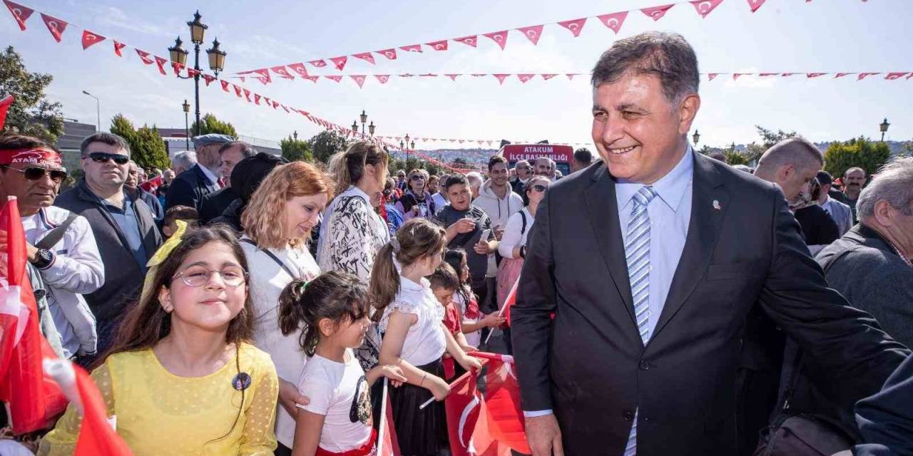 Başkan Tugay Samsun’da Kortej Yürüyüşü Ve Törene Katıldı