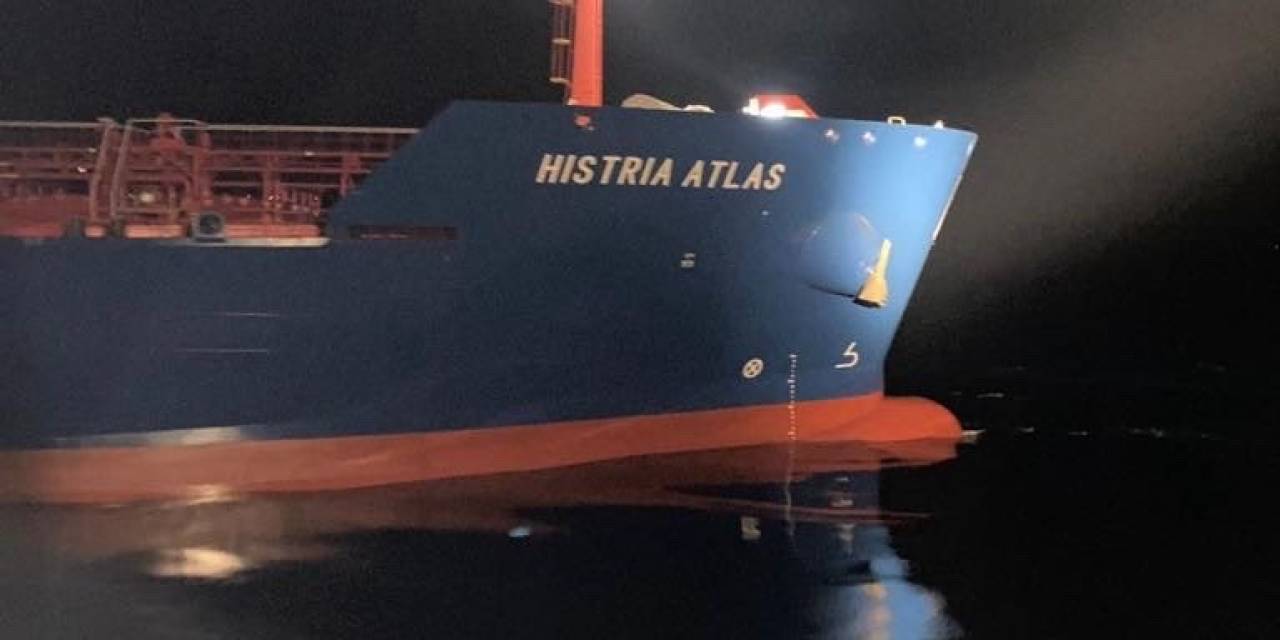 Çanakkale Boğazı’ndan Geçen Tanker Makine Arızası Yaptı