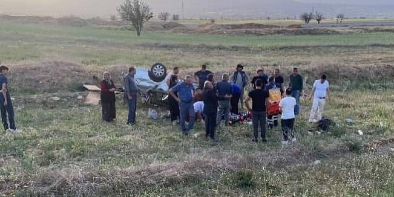 Antalya’da Otomobil Takla Attı: 2 Ölü, 3 Yaralı