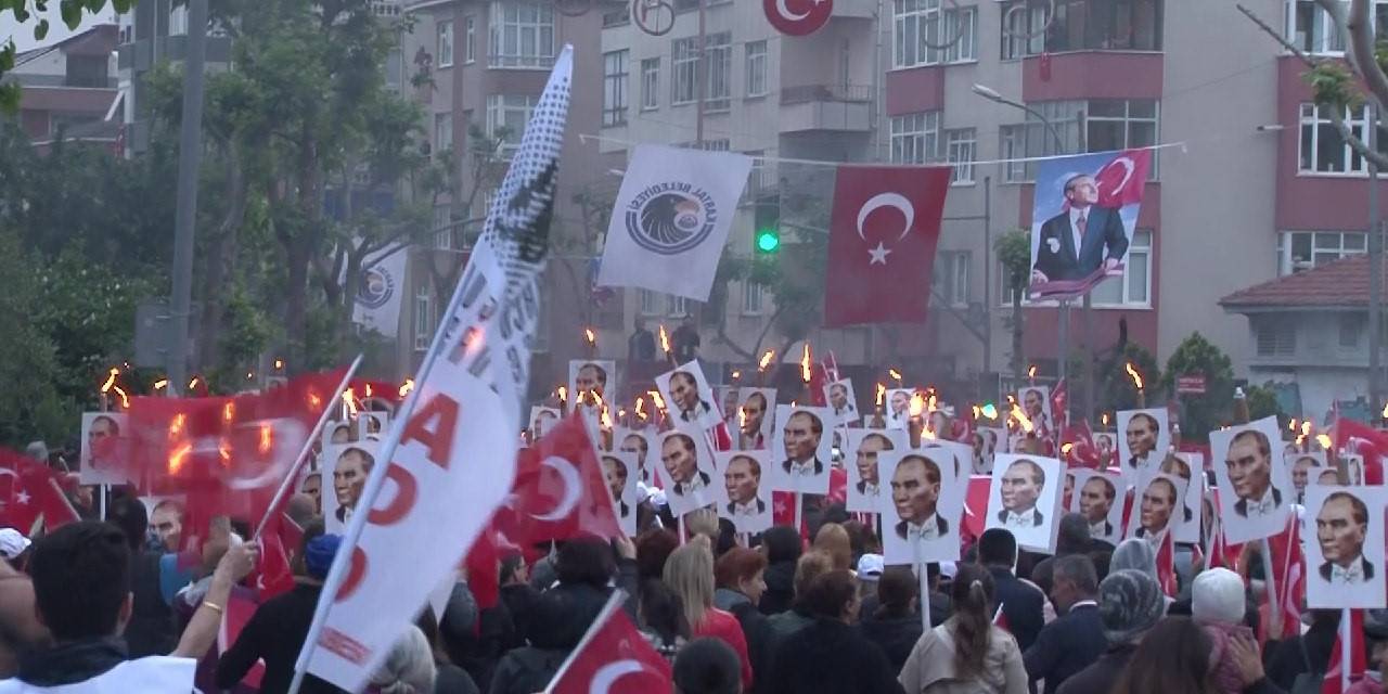 19 Mayıs Kartal’da Coşkuyla Kutlandı