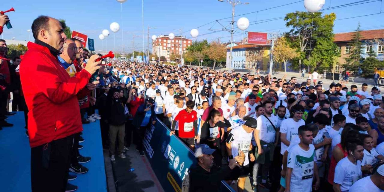 Başkan Altay Tüm Sporseverleri Konya Yarı Maratonuna Davet Etti