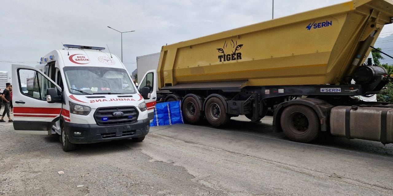 Tırın Çarptığı Adam Öldü