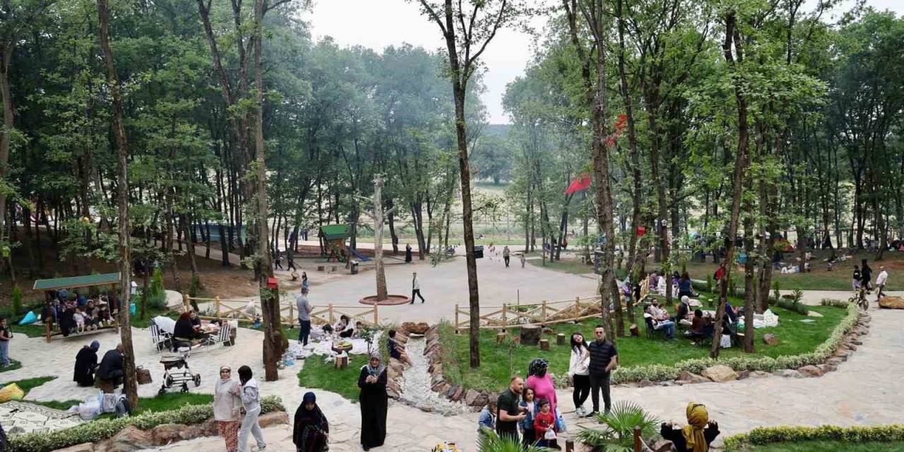 Cumaköy Mesire Alanı Dolup Taştı