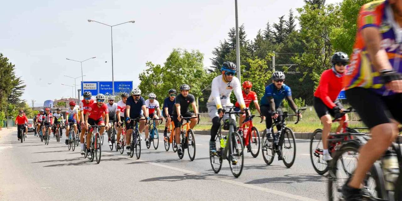 19 Mayıs’ta 100 Kilometre Pedalladılar