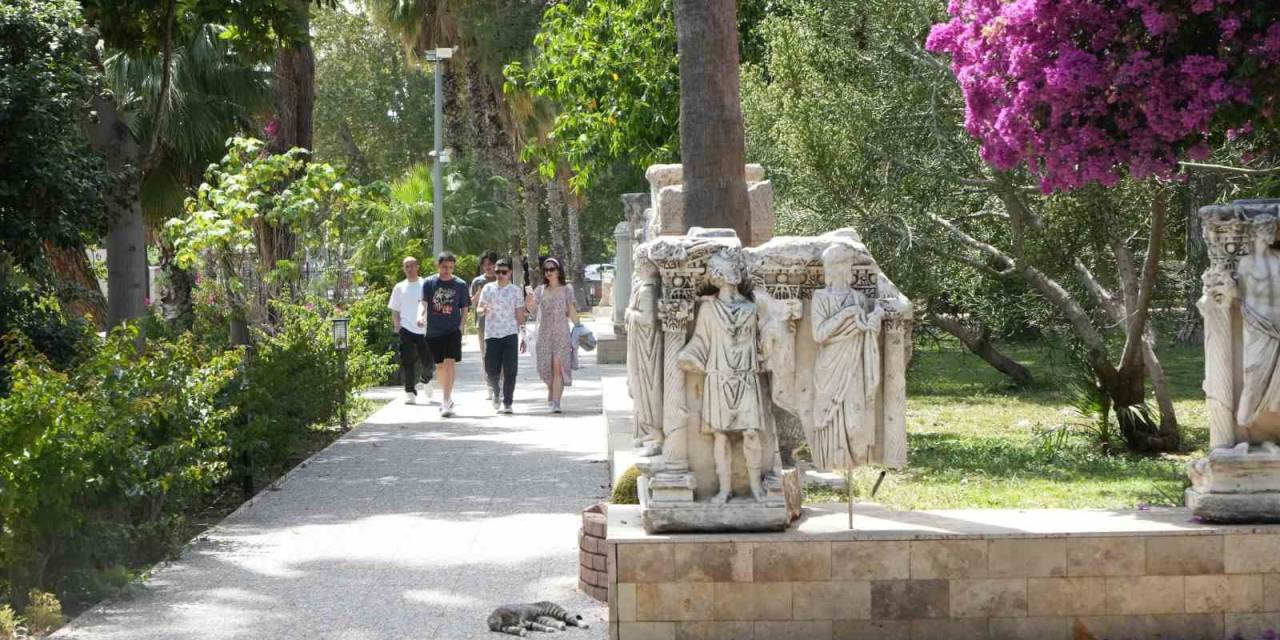 Antalya’da ’müzeler Günü’nde Ziyaretçi Birincisi Olympos Antik Kenti Oldu