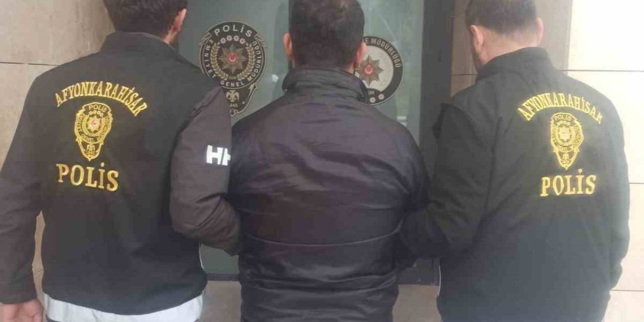 3 Farklı Dosyadan 2 Yıl 2 Ay 20 Gün Hapis Cezası Olan Şahsı Polis Yakaladı