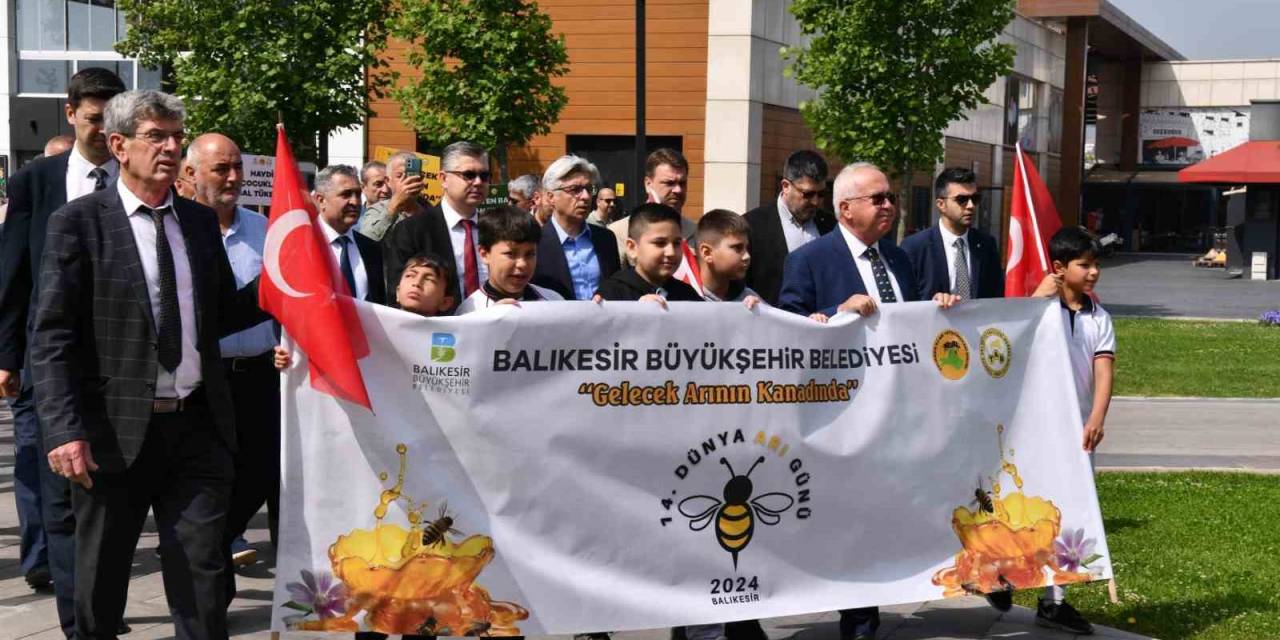 Balıkesir, Arı Günü Etkinliklerine Ev Sahipliği Yaptı