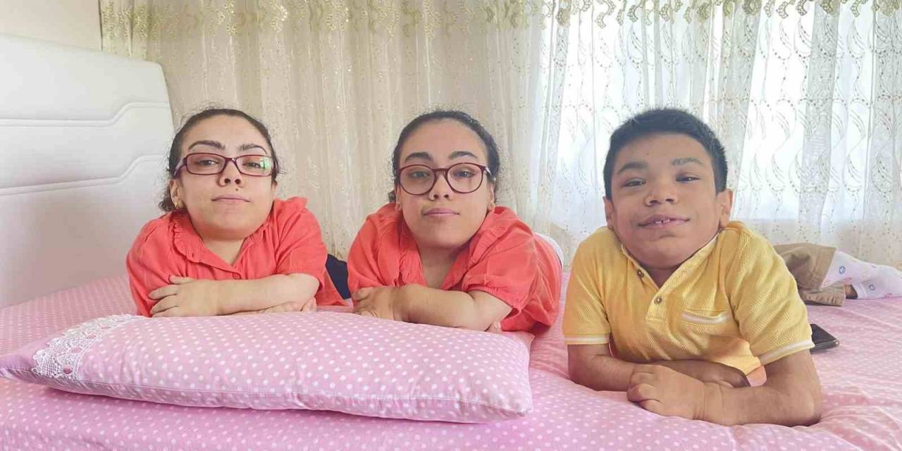 Mps Hastası Kuzenler, Yaşlarına Rağmen Gelişmeyen Vücutlarıyla Hayat Mücadelesi Veriyor