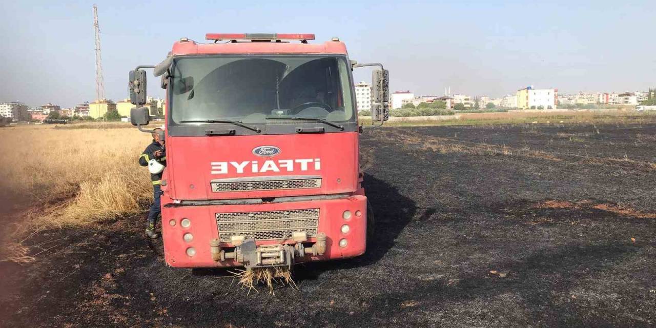 Reyhanlı’da Buğday Tarlasında Yangın