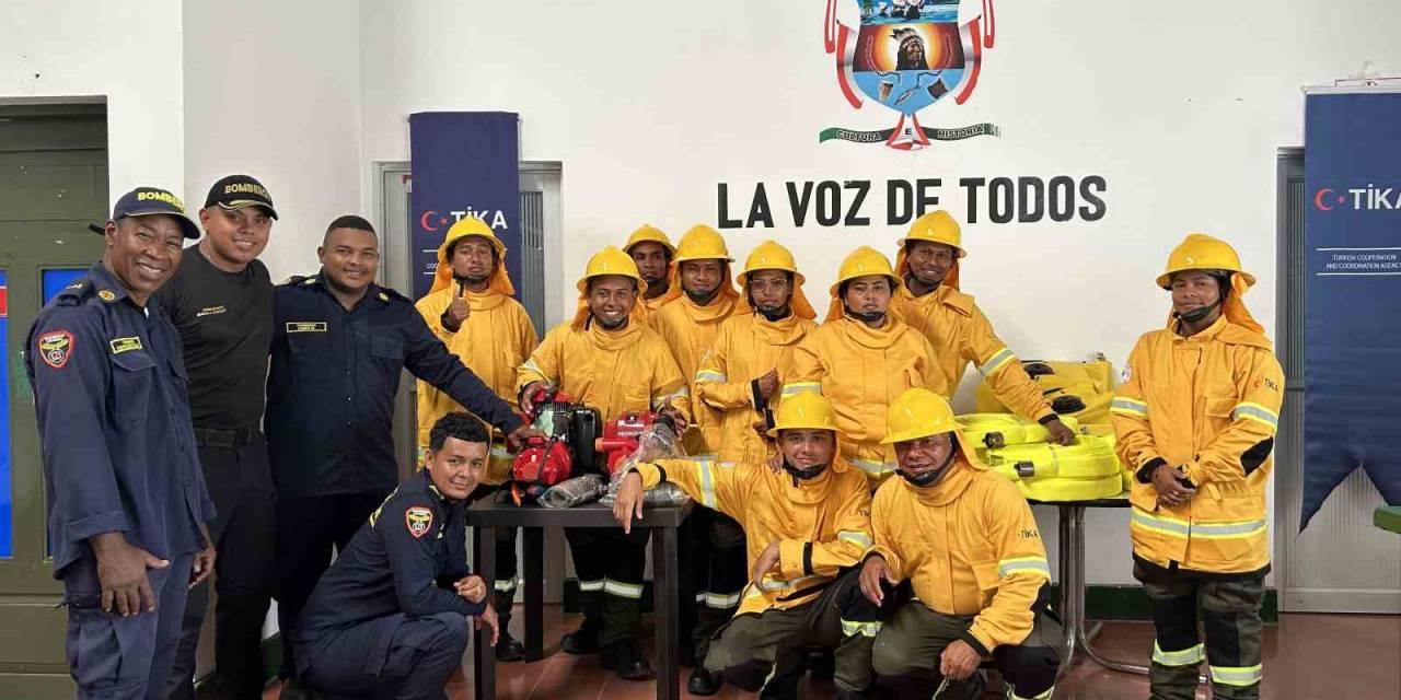 Kolombiya’da Necocli Belediyesi İtfaiye Ekibine Ekipman Desteği