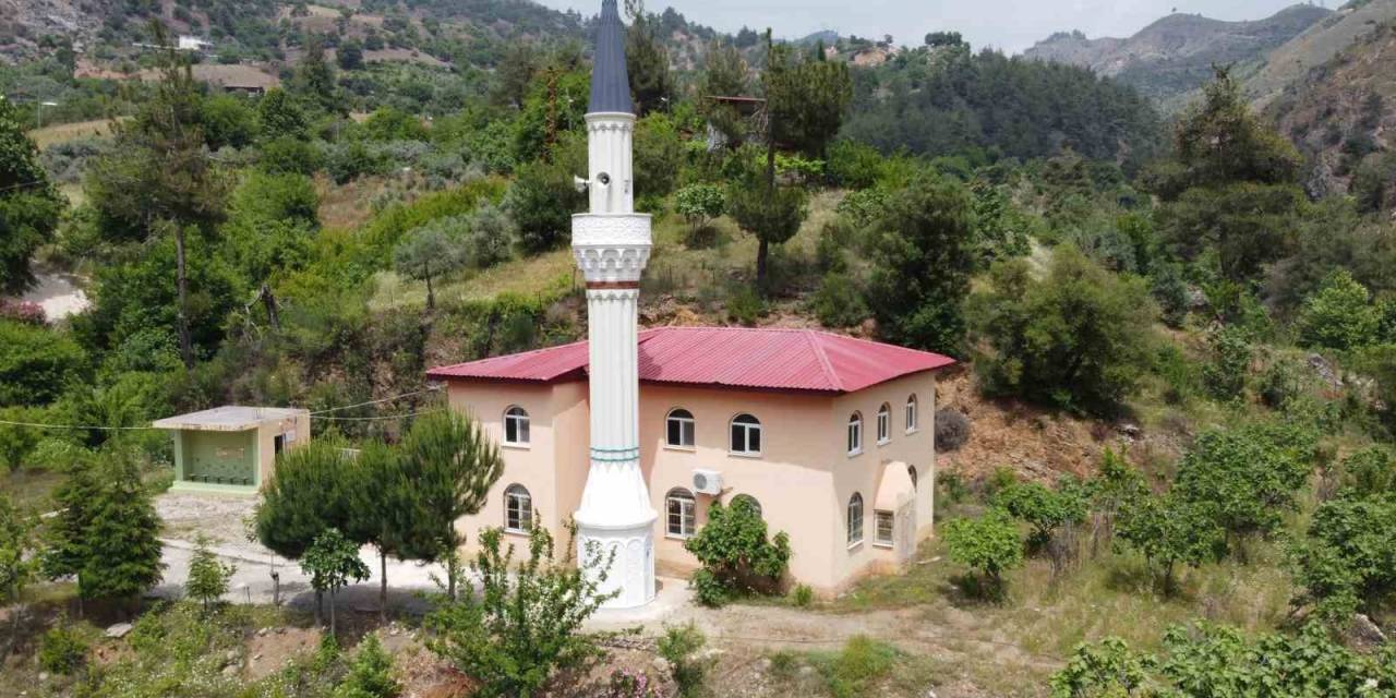 İmam Vaadiyle Seçim Kazanan Muhtar, Mahalleye İlanla İmam Arıyor