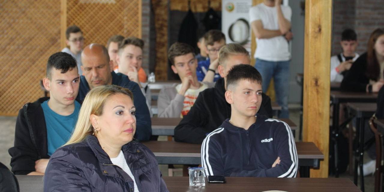 Yabancı Öğrencilere Ormancılık Faaliyetleri Anlatıldı