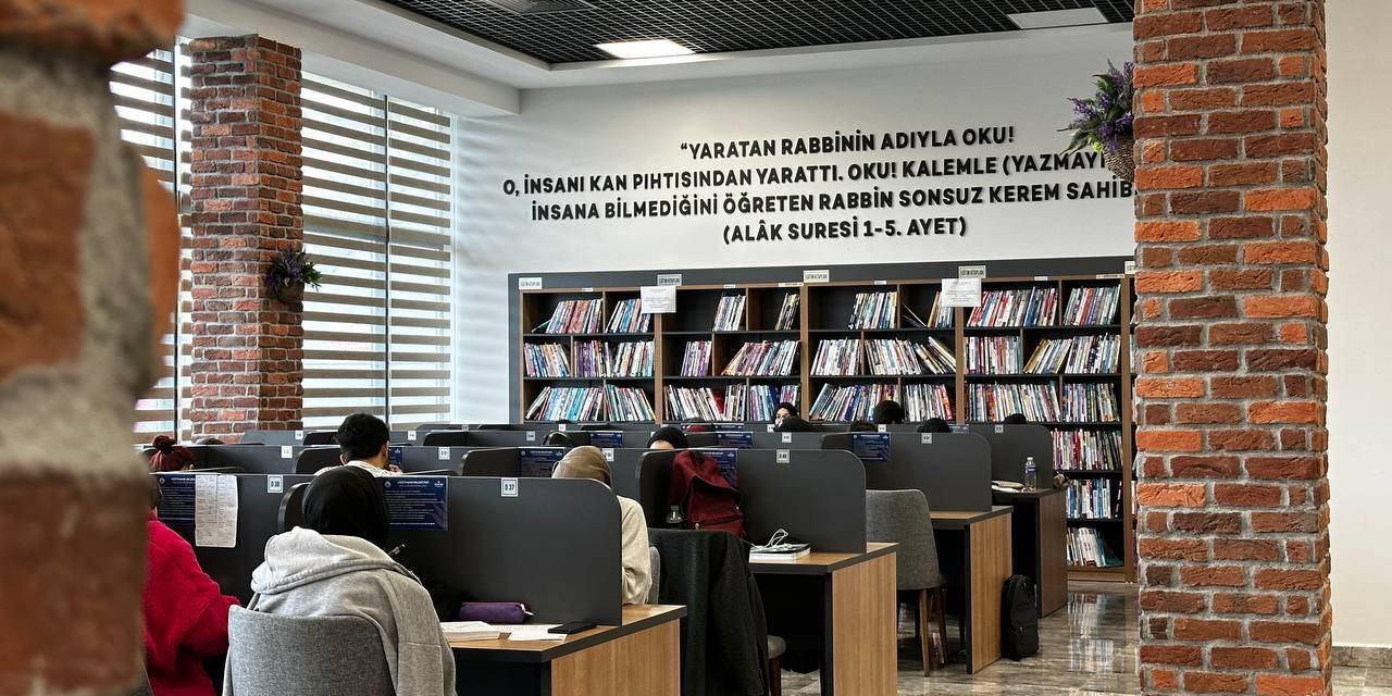 Kağıthane’de Yks Sınavı Öncesi Millet Kıraathanelerine Yoğun İlgi