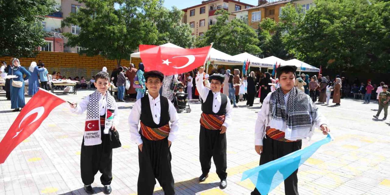 Yüzlerce Öğrenci Ve Veliden Anlamlı Etkinlik