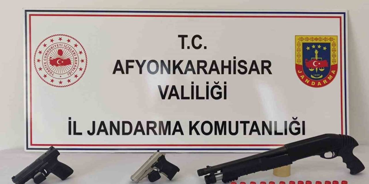 Havaya Ateş Edenlere Jandarma ‘Dur’ Dedi