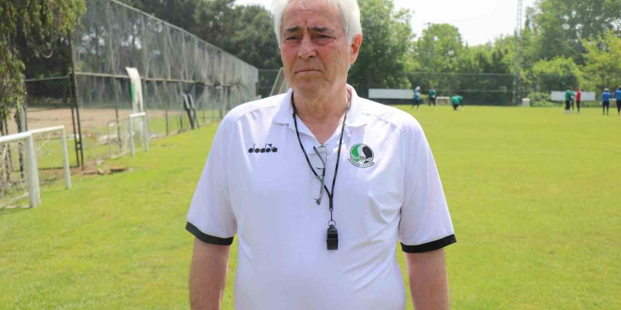 Sakaryaspor Teknik Direktörü Coşkun Demirbakan: “Biz Her Şeye Hazırlıklıyız”