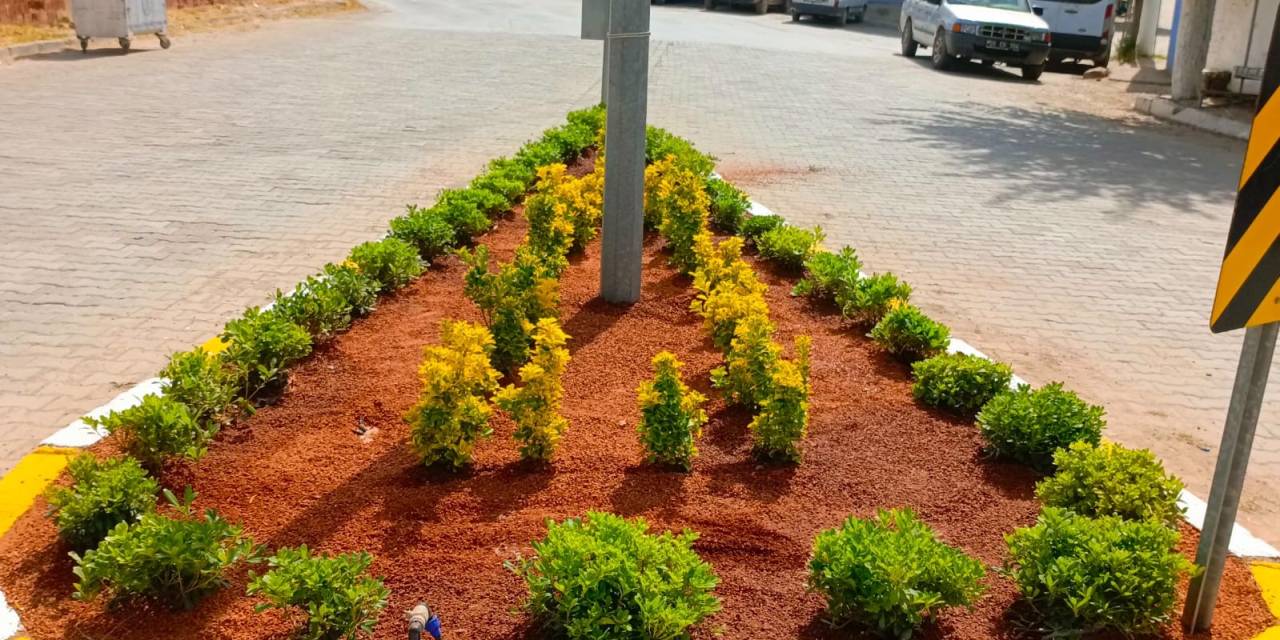 Efeler’in Kırsal Mahalleleri De Modern Meydanlara Kavuşuyor