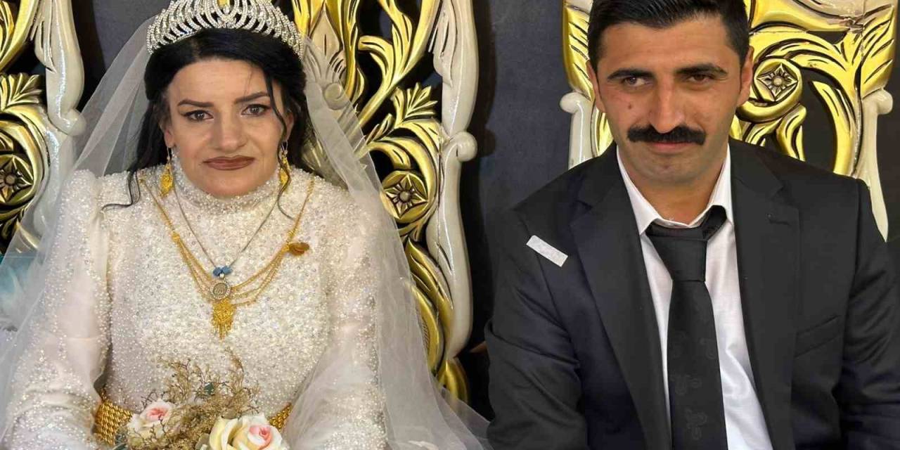 Aşkları Engel Tanımadı: Bedensel Engelli Çift Görkemli Bir Düğünle Dünya Evine Girdi