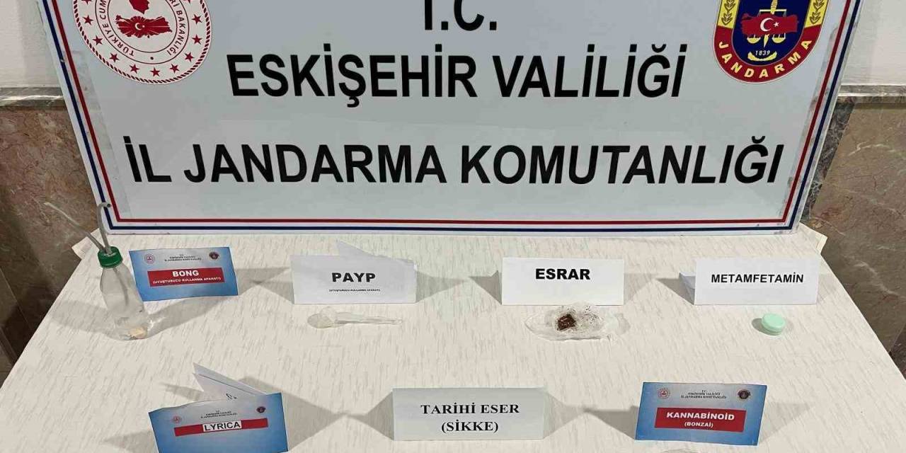 Tarih Eser Satmaya Çalışan Şahıslar Jandarma Tarafından Yakalandı