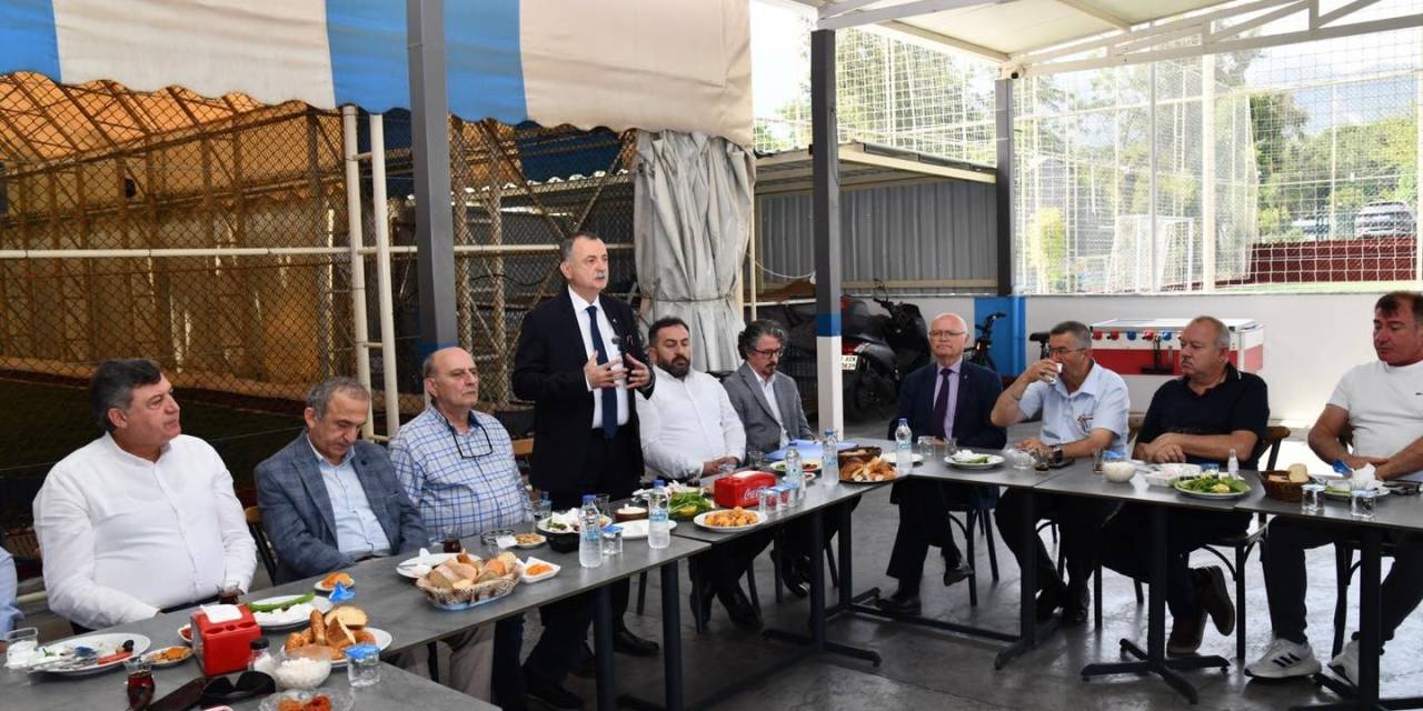 Başkan Balaban Kss Esnafının Sıkıntılarını Dinledi