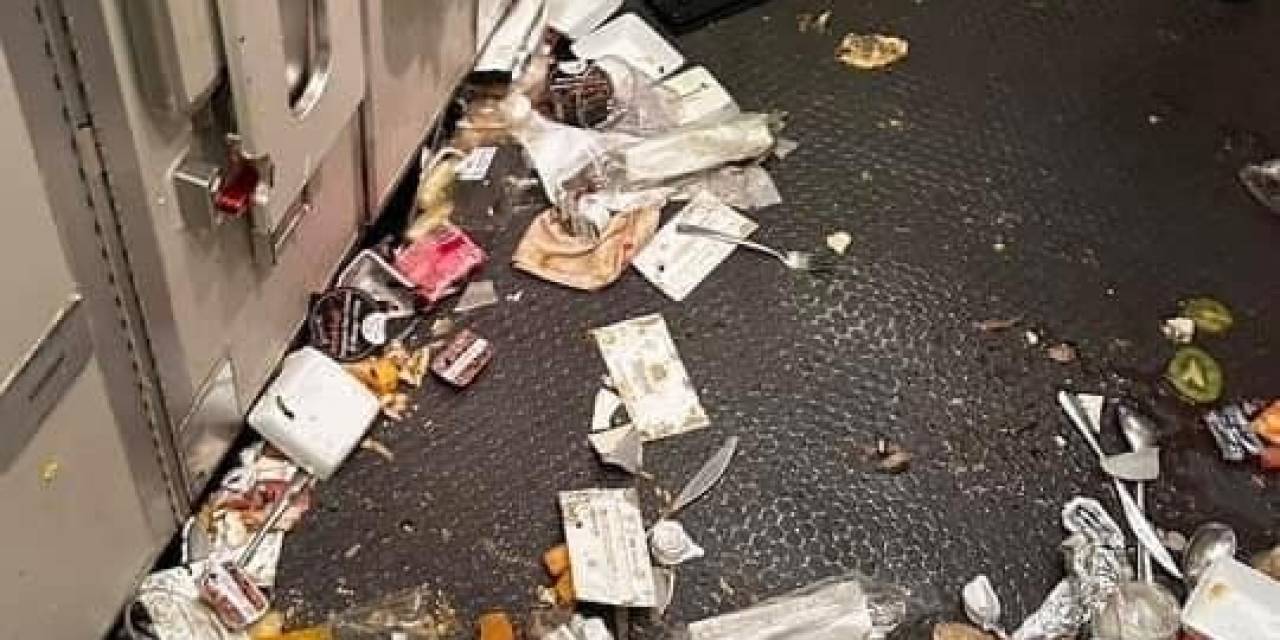 Singapur Havayolları’na Ait Uçak Türbülansa Girdi: 1 Ölü