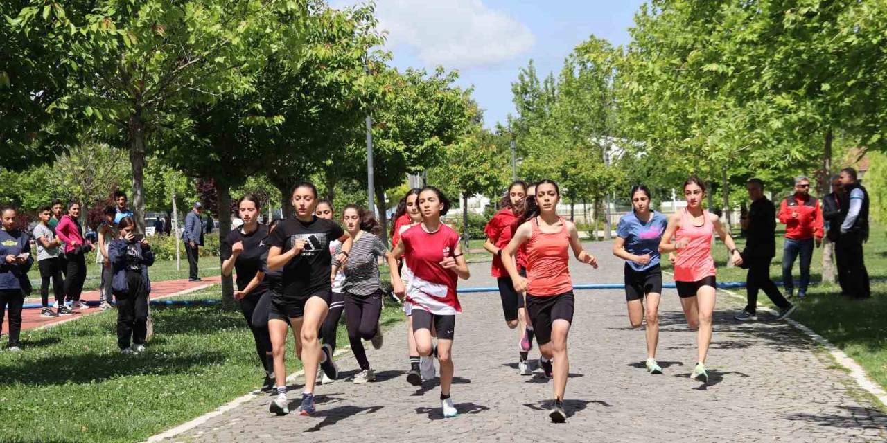 Elazığ’da 19 Mayıs Turnuvaları Düzenlendi