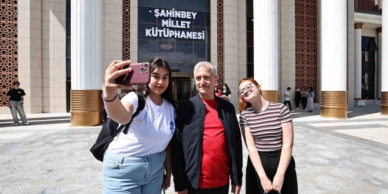 Şahinbey Belediyesi Millet Kütüphanesi’ne Yoğun İlgi