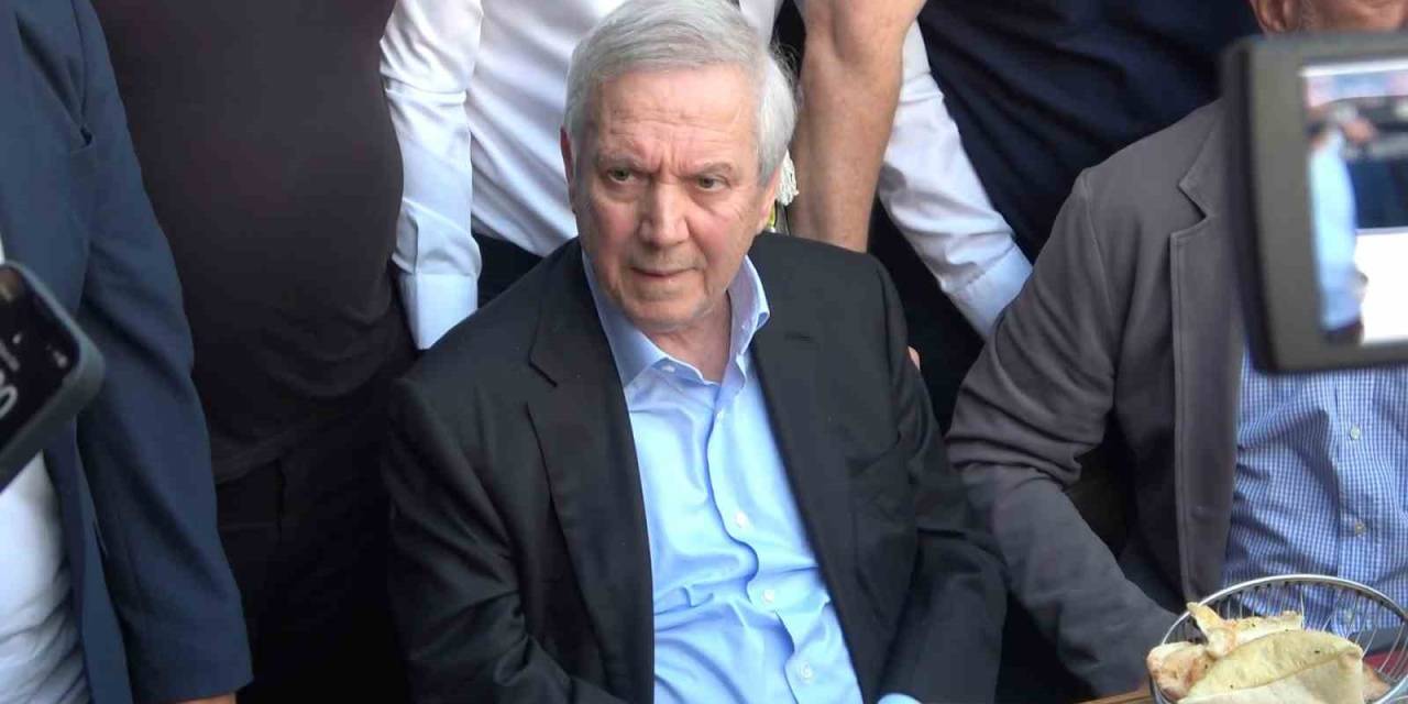 Aziz Yıldırım: "Şampiyon Olursak Seçilme Şansımız Azalacak, Yine De Fenerbahçe Şampiyon Olsun"