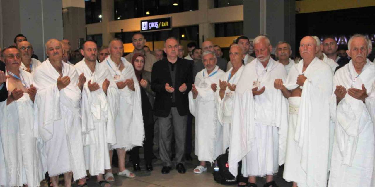 Ordu Ve Giresun’un İlk Hac Kafilesi Dualarla Uğurlandı