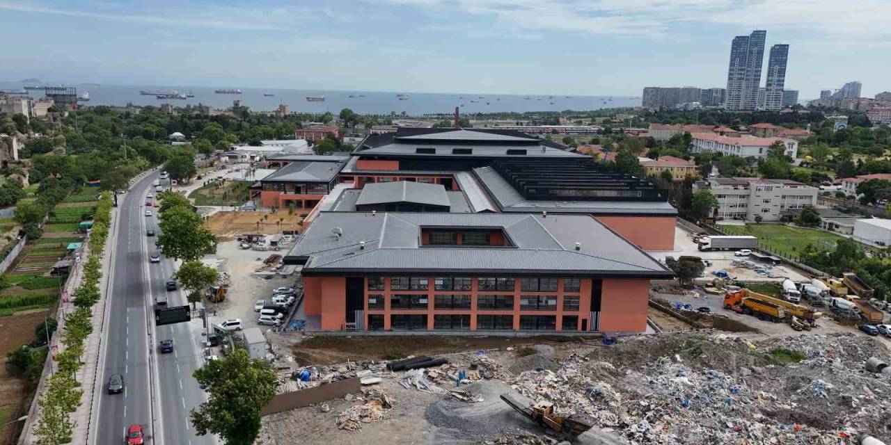 Abdi İpekçi Basketbol Gelişim Merkezi Açılışa Gün Sayıyor