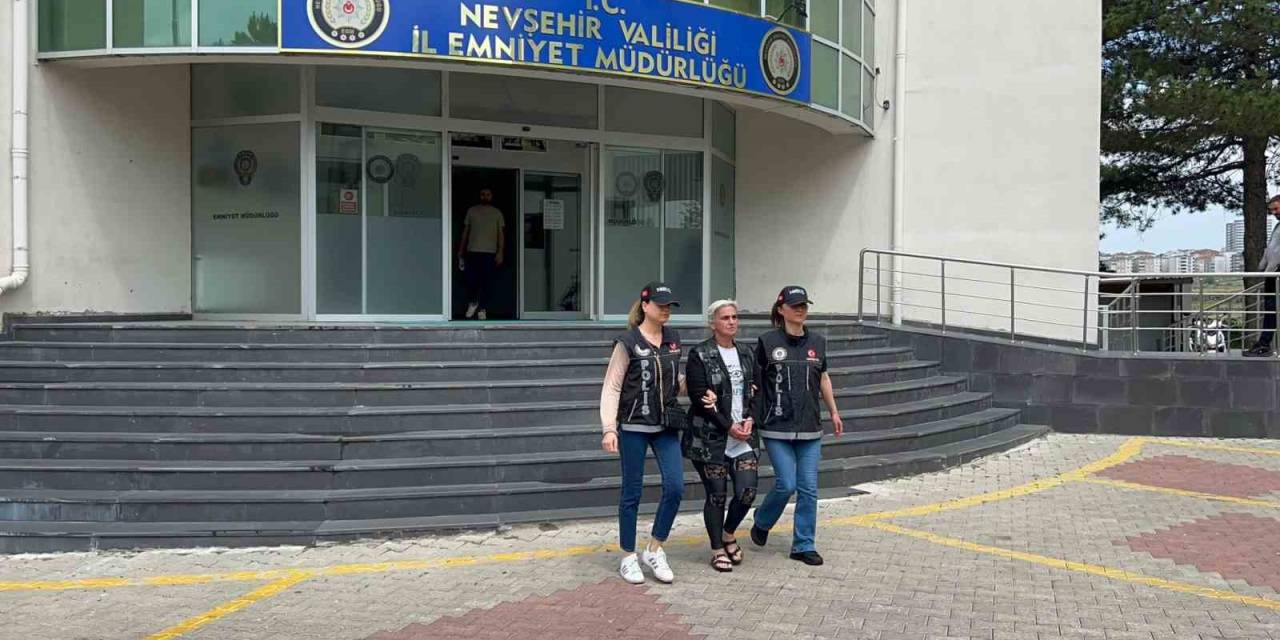 Narkotik Köpeği ’ateş’ 7 Kilo Uyuşturucuyu Buldu