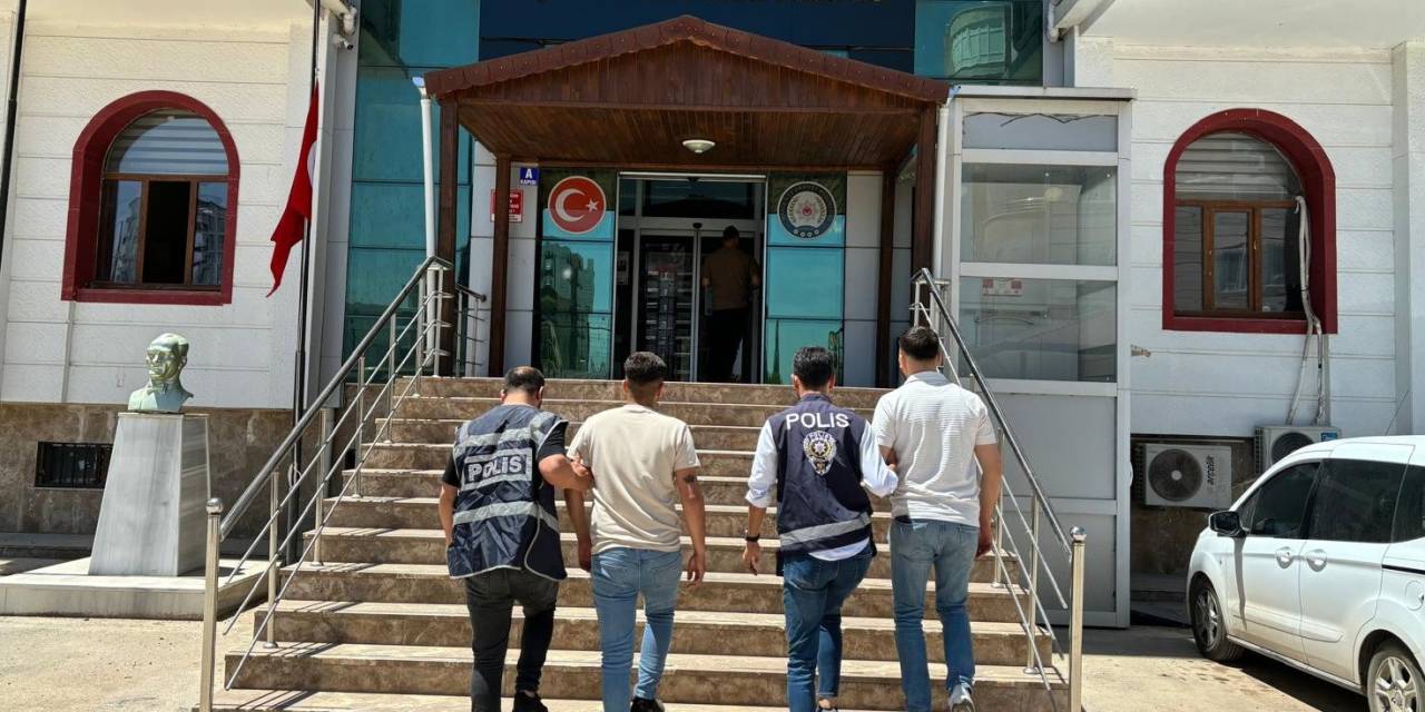 Kesinleşmiş Hapis Cezası Bulunan 2 Şahıs Yakalandı