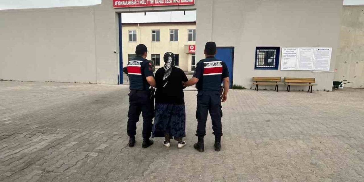 4 Yıl 2 Ay Hapis Cezası İle Aranan Şahıs Köyde Yakalandı