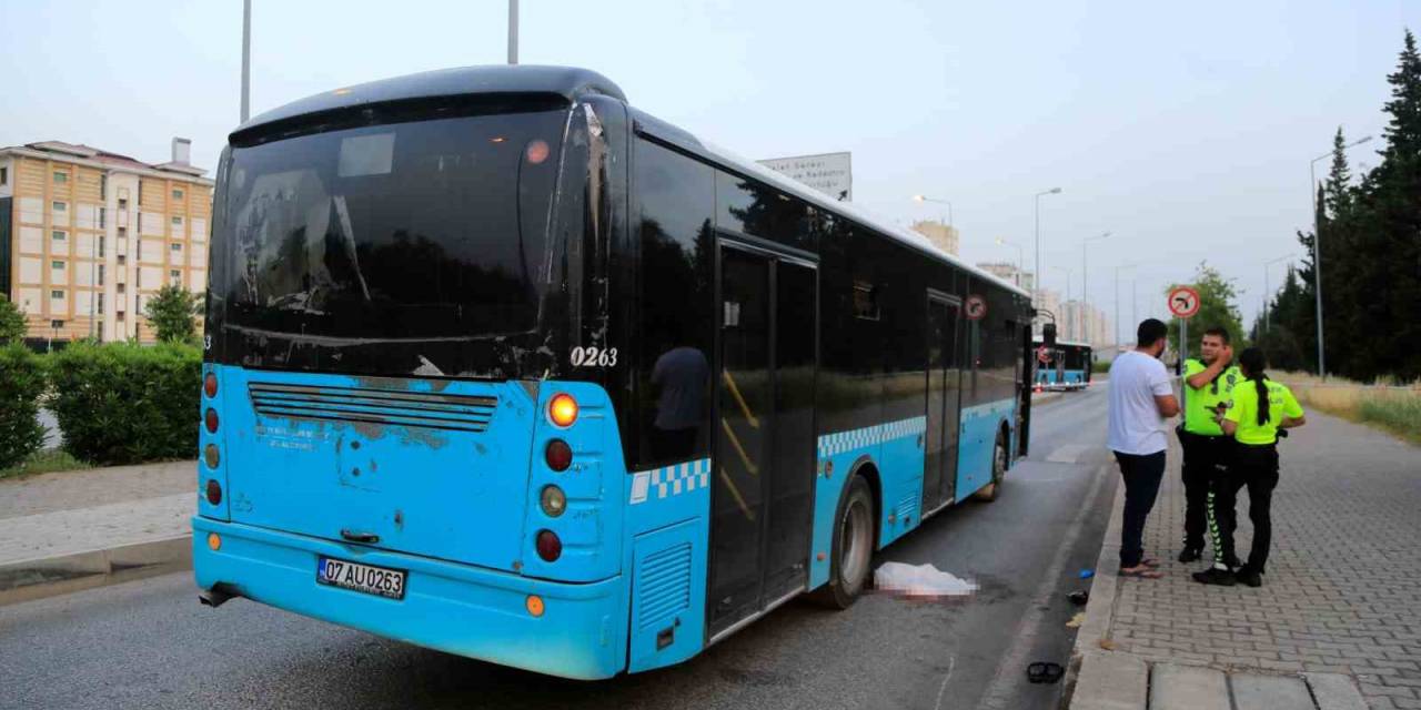 Kapısından Düştüğü Otobüsün Altında Kalan Özbek Kadın Yaralandı