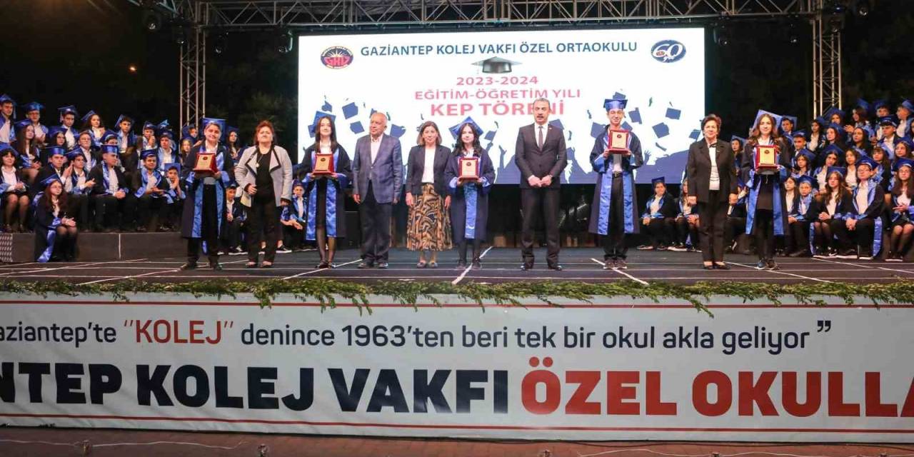 Gkv Özel Ortaokulu 60. Yıl Mezunlarını Uğurladı