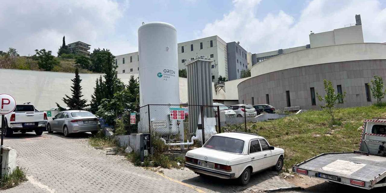 Hastaları Ölümle Burun Buruna Getiren Hırsız Tutuklandı