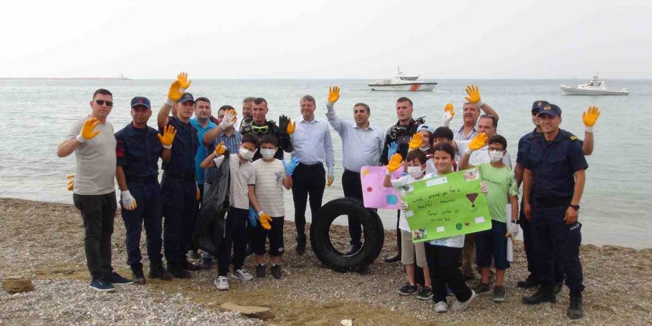 Mersin’de Deniz Altında Ve Sahilde Çevre Temizliği Yapıldı