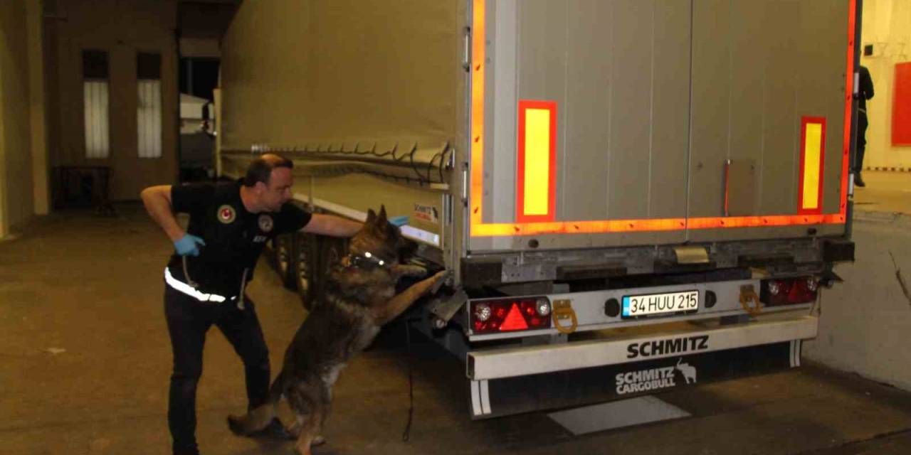 Kapıkule’de Uyuşturucu Operasyonu: 370 Kilogram Esrar Ele Geçirildi