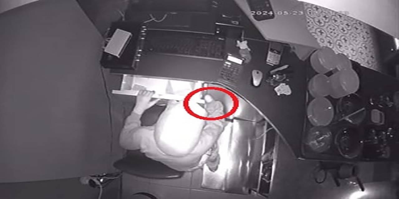Harçlık Aldığı Kafeyi Soyan Tek Elli Hırsız Kamerada