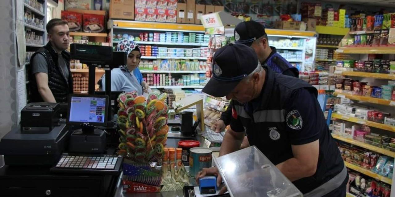 Sungurlu’da Zabıta Ekipleri Ruhsat Denetimi Yaptı