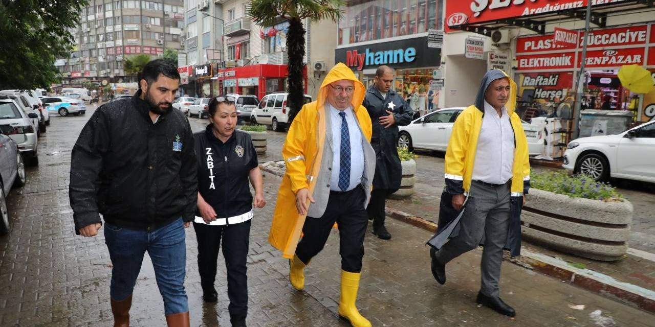 Başkan Ertaş Yağmurla Mücadelede Sahada