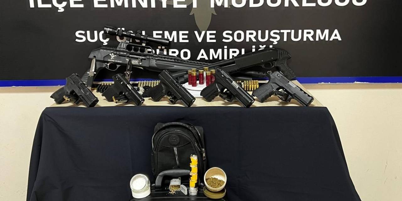 İzmir’de Zehir Tacirlerine Şafak Operasyonu