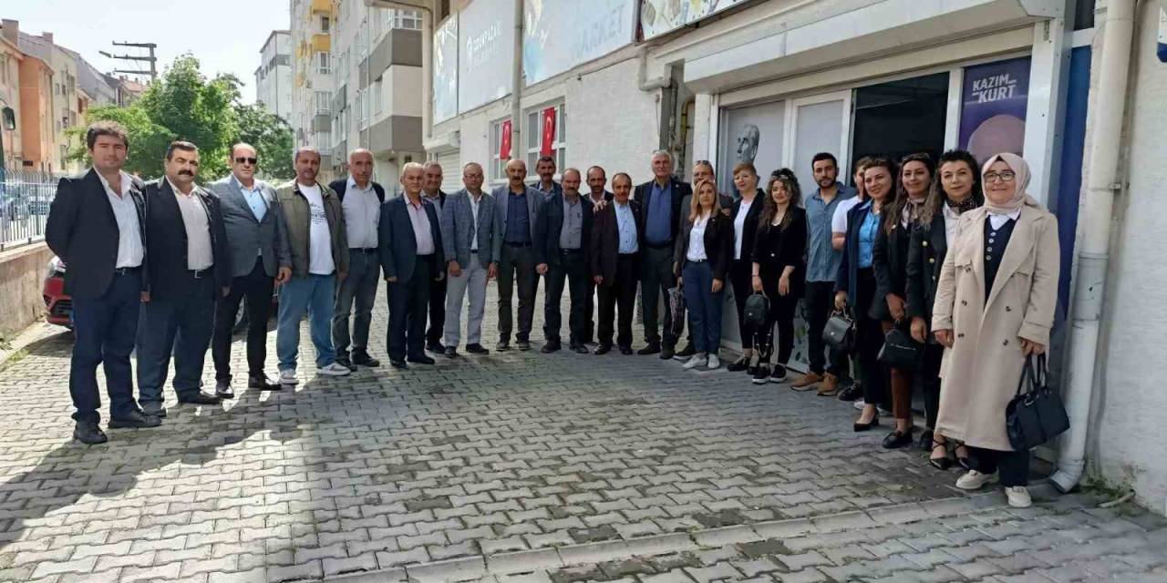 Muhtarlar Odunpazarı Belediyesi’nin Birimlerini Gezdi