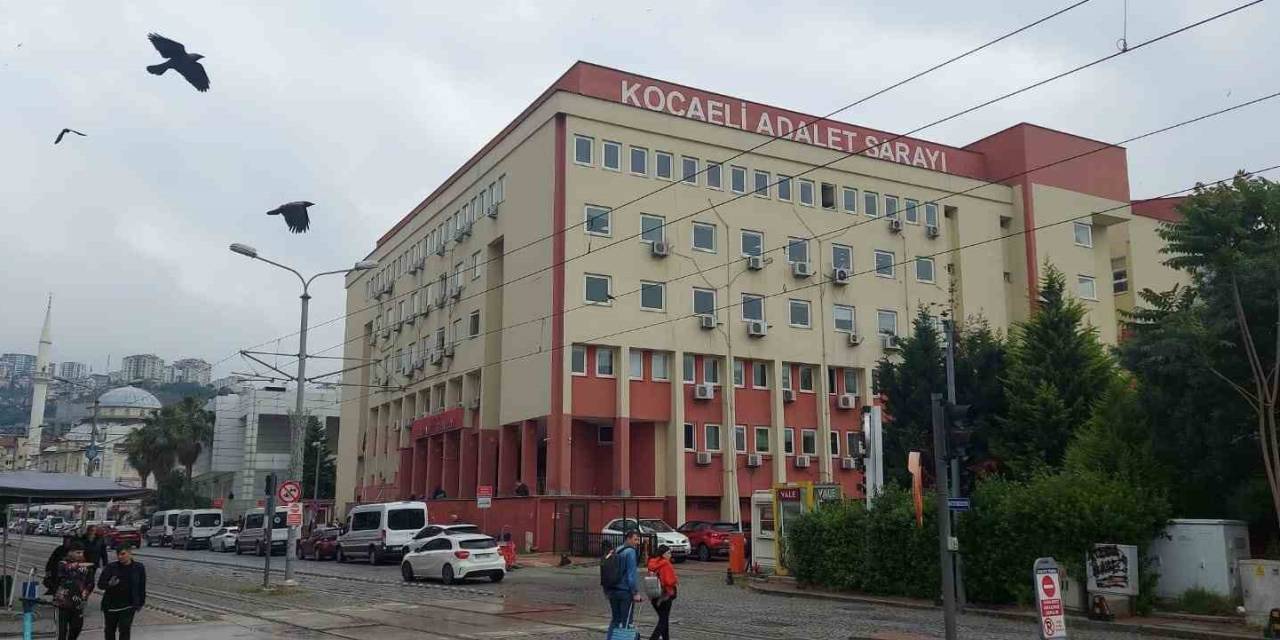 Barışmayı Reddeden Eşini Defalarca Bıçaklamıştı, Cezası Değişmedi