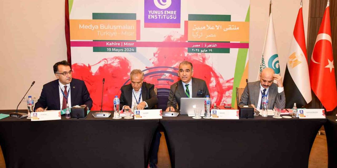 Türk Ve Mısırlı Gazeteciler Kahire’de Buluştu