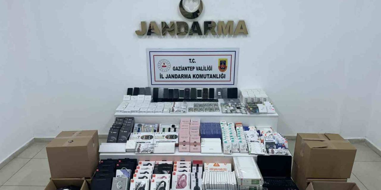 Gaziantep’te Organize Kaçakçılık Örgütüne Operasyon: 4 Gözaltı