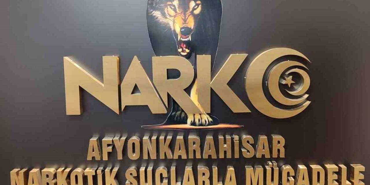 Uyuşturucu Satarken Yakalanan Dolmuş Şoförü Tutuklandı