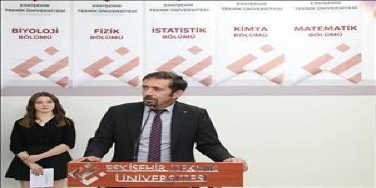 Estü Fen Fakültesinde Bitirme Projeleri Poster Sunum Şenliği Gerçekleştirildi