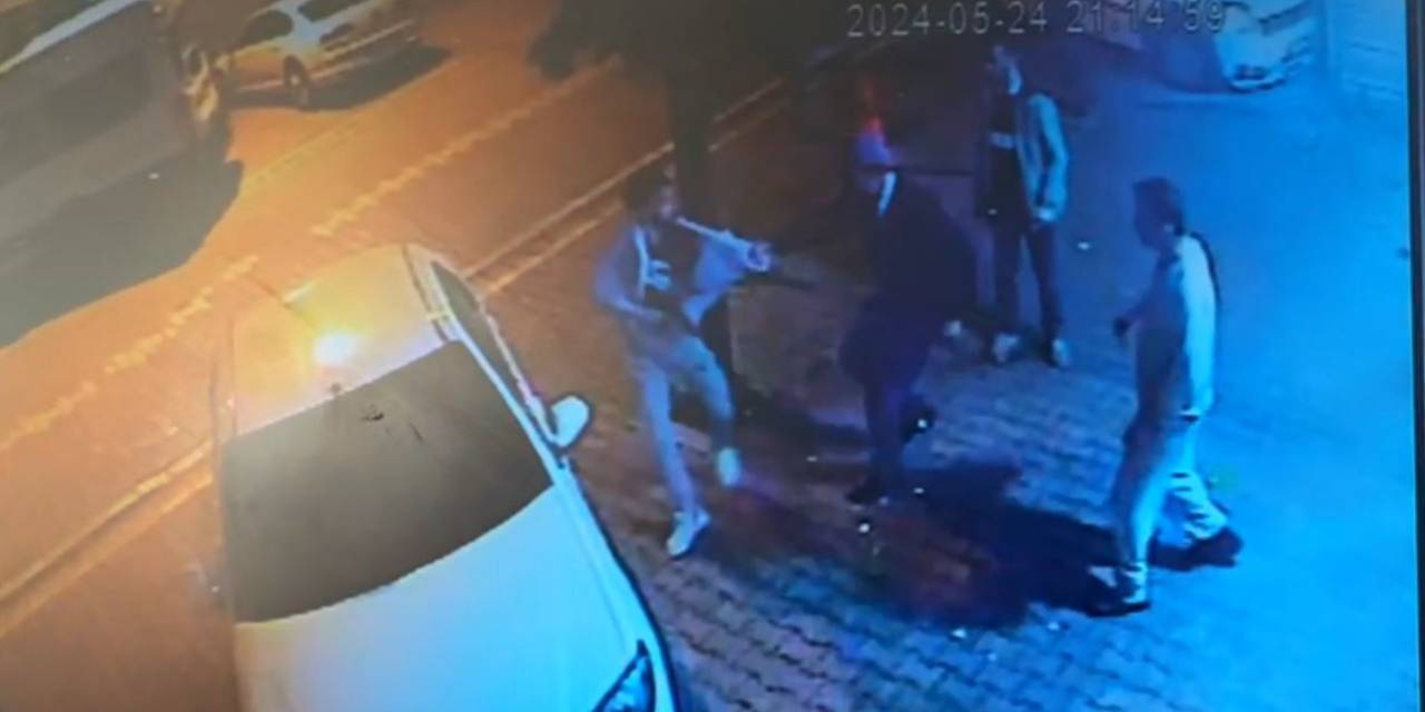 Oturma İzni Olmayan Arkadaşının Yakalanmasına Kızan Şahıs Ev Sahibine Kurşun Yağdırdı